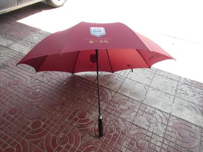 廣告?zhèn)?南寧廣告雨傘定做,29寸全纖維自動(dòng)安全開(kāi)關(guān)定做價(jià)格